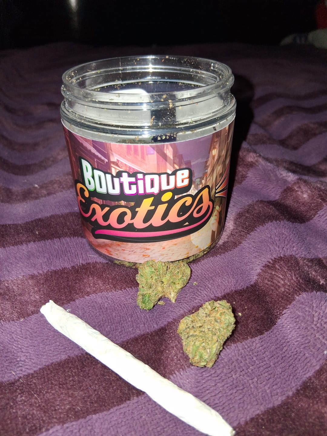 Customer photo review of Boutique Exotics - Coffin Candy - 28 Grams - Hybrid