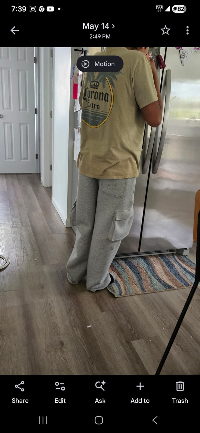 Customer photo review of 2047 - Scuba Cargo Sweats