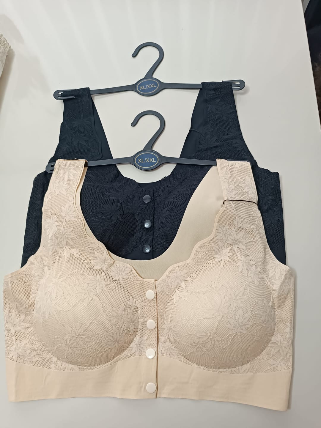 Customer photo review of Lazer Kesim Önden Düğmeli Dikişsiz Toparlayıcı Sütyen