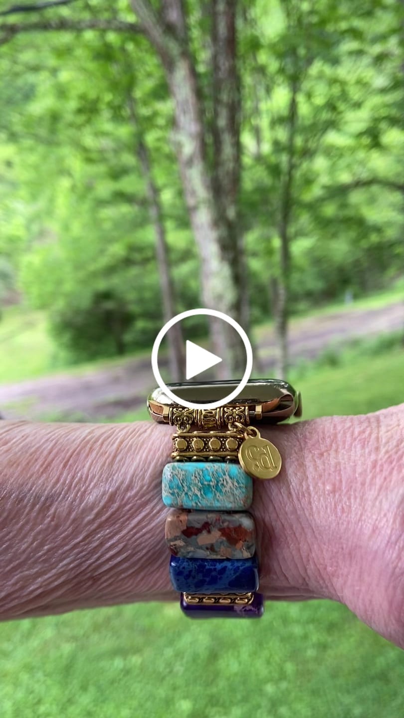 Customer video review of Chic Chakra Stretch Apple Watch Strap