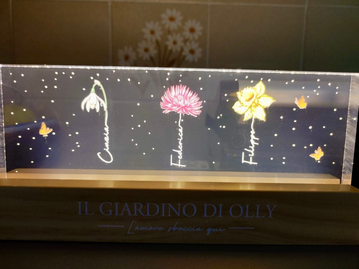Customer photo review of lI giardino di Nonna - LED Supporto con fiori di nascita per Mamma e Nonna