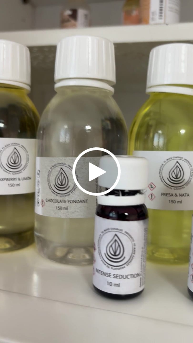 Customer video review of MECHAS PARA VELAS SIN ENCERAR