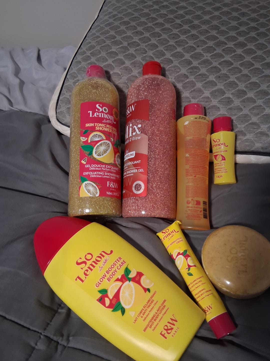 Customer photo review of Mix Exfoliating Shower Gel 940ml
