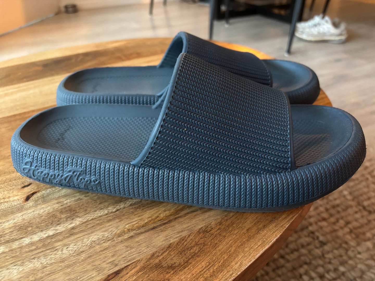 Customer photo review of HappyFlops Nordics