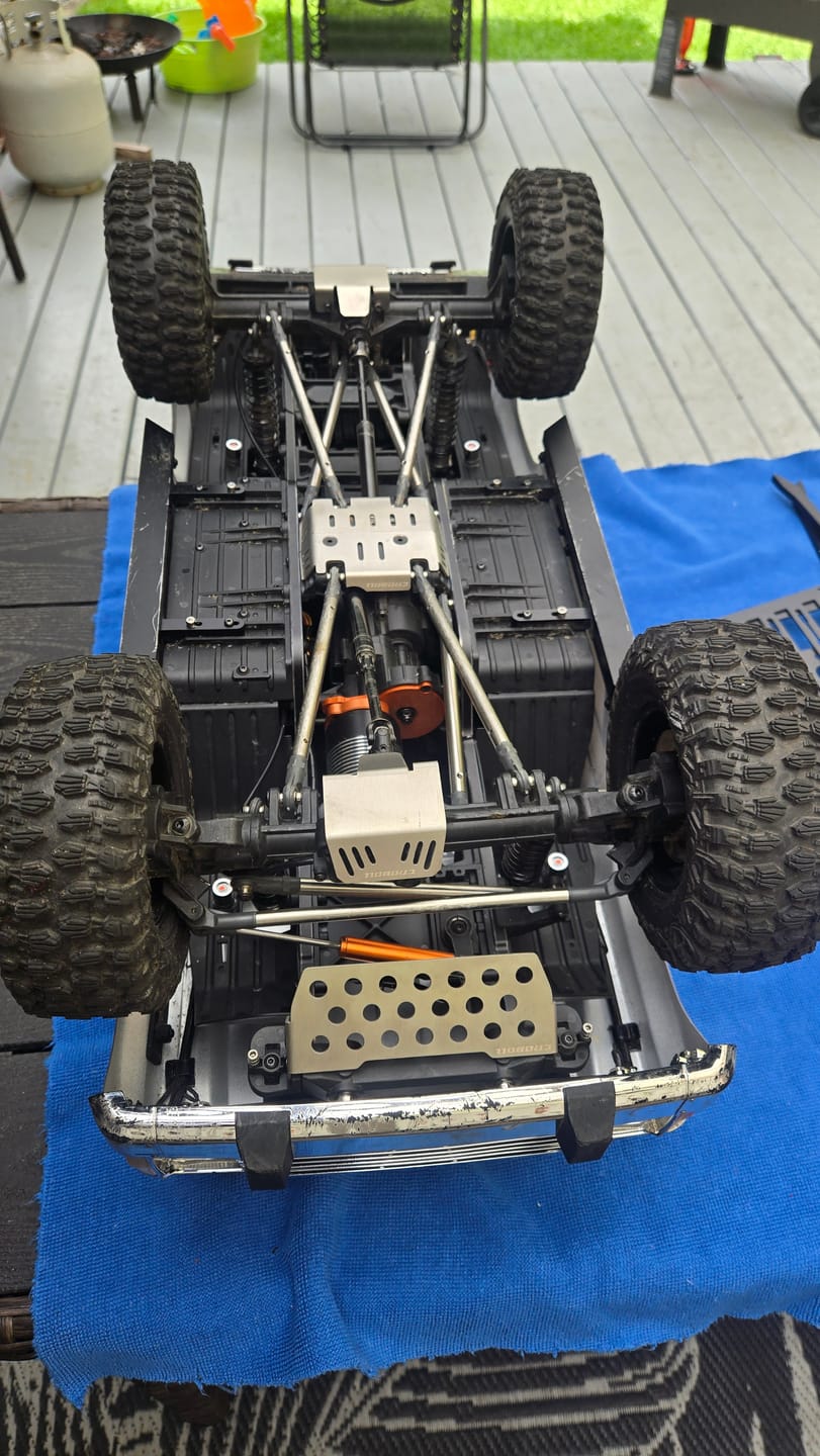 Customer photo review of Chassis Armor for 1/7 RC Crawler
