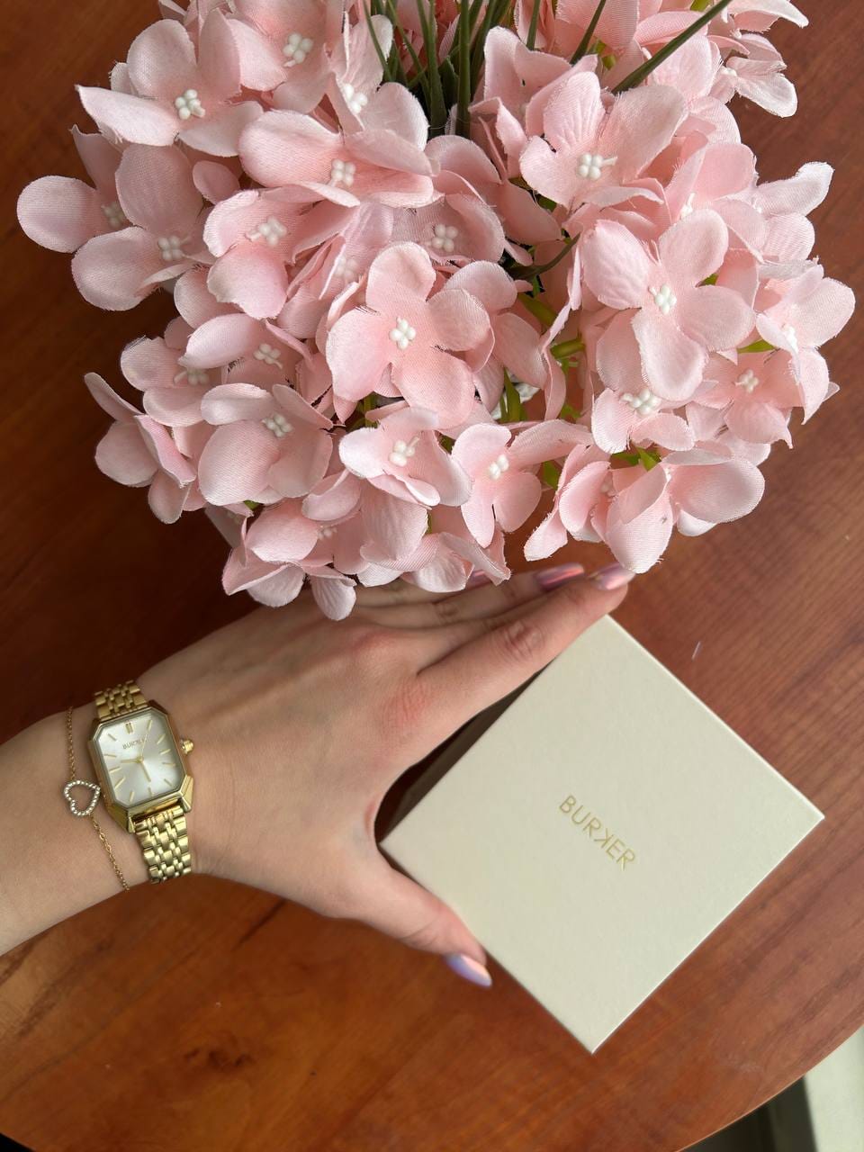 Customer photo review of Isabell Gold
