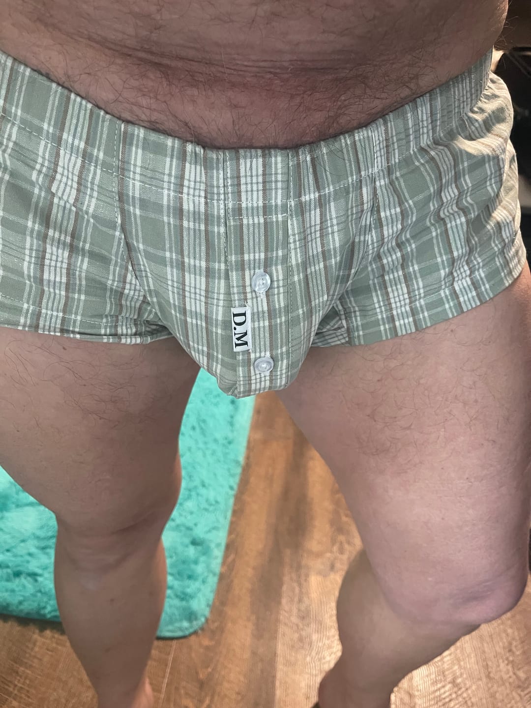 Customer photo review of Mens Plaid Front Pouch Boxer Shorts