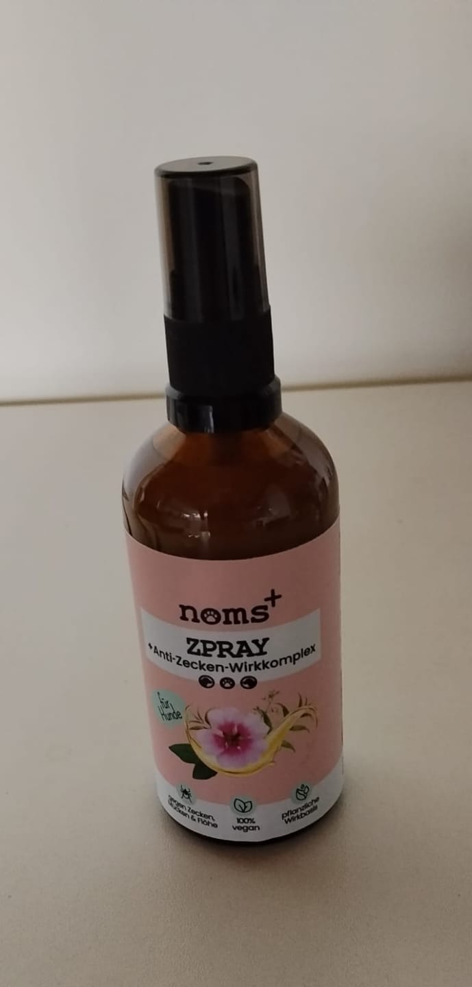 Customer photo review of Zpray für Hunde und Menschen gegen Zecken, Flöhe, Milben & Mücken