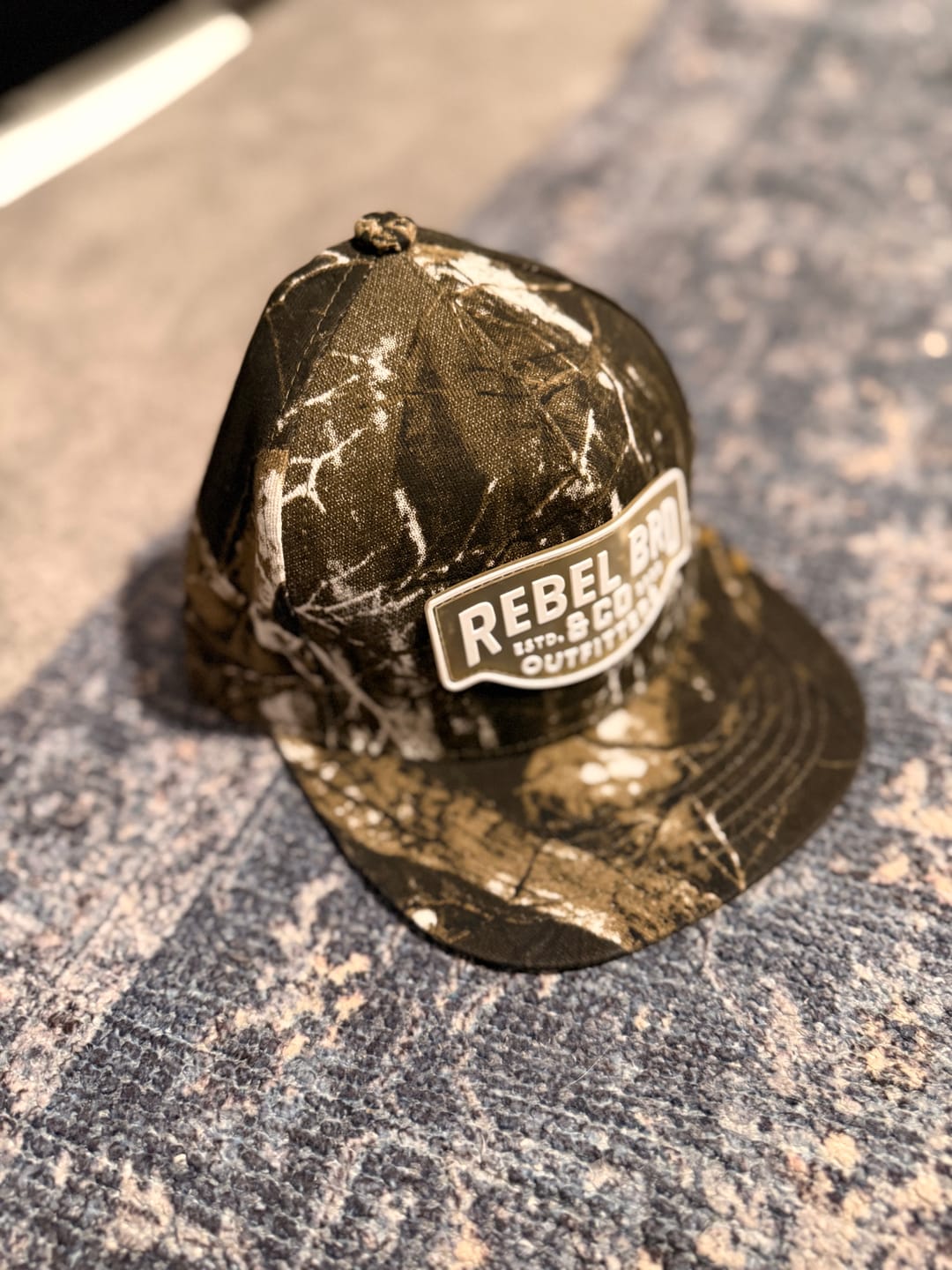 Customer photo review of Snapback in Wallen (Tree Camo)