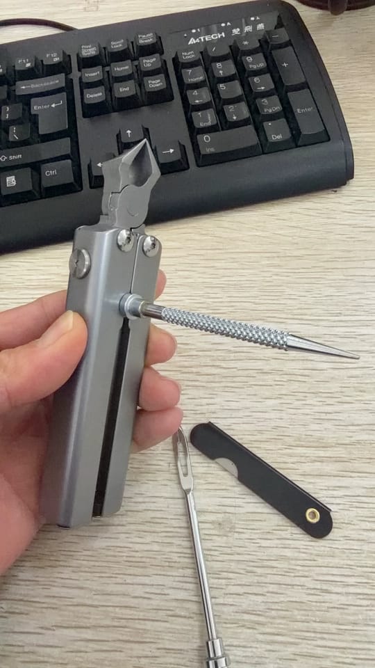 Customer photo review of LOBOO T10 Tubeless Tire Repair Tool — Compact Modular Kit with Built-In Pliers & Waterproof Case for Motorcycle Adventure Touring