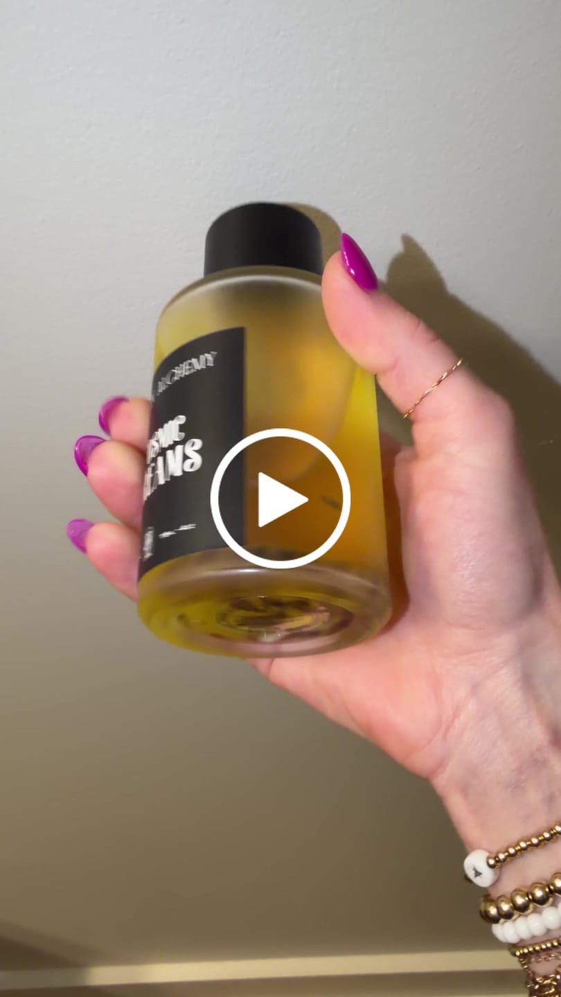 Customer video review of COSMIC DREAMS W/MAGNESIUM BODY OIL