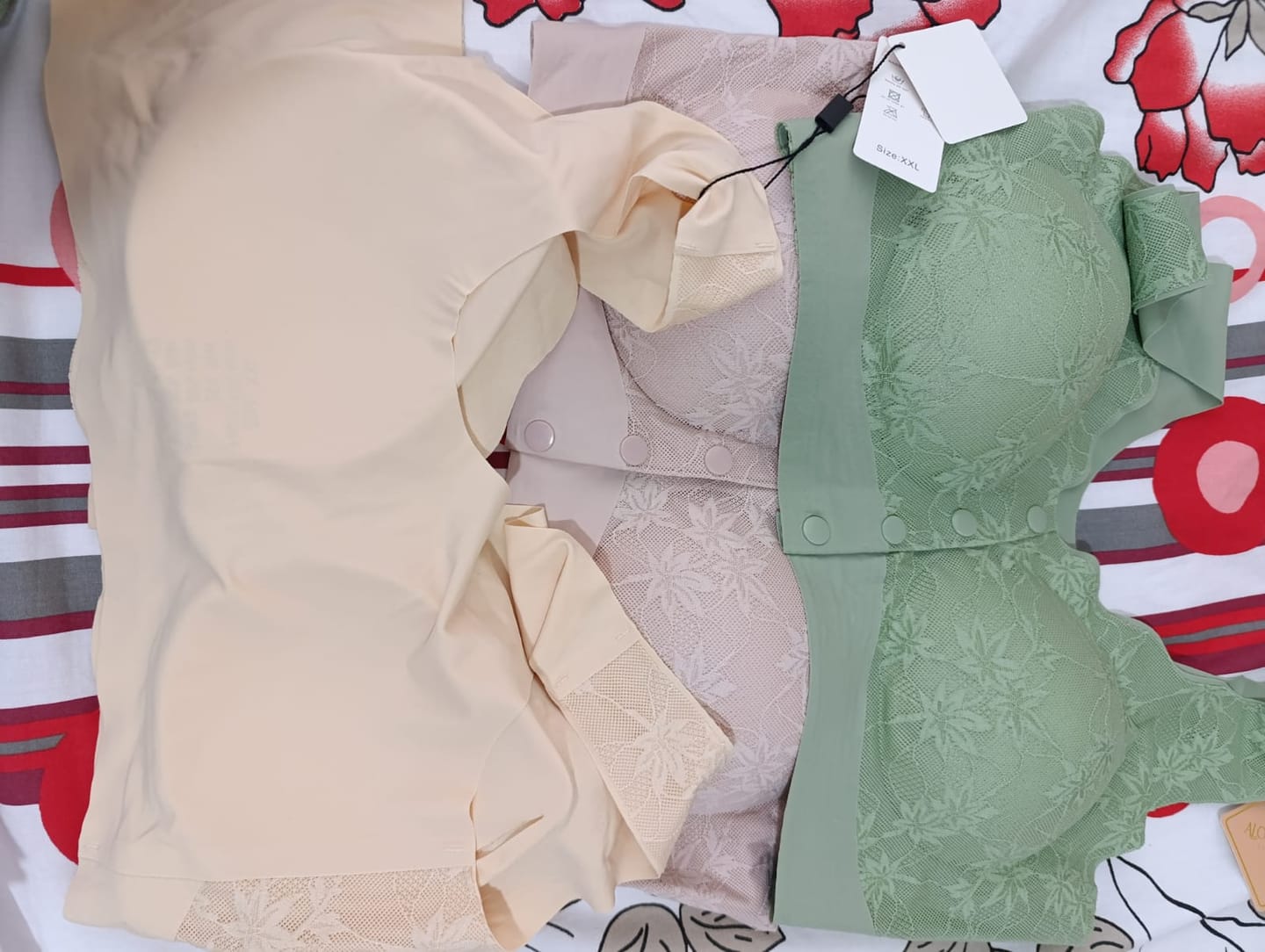 Customer photo review of Lazer Kesim Önden Düğmeli Dikişsiz Toparlayıcı Sütyen