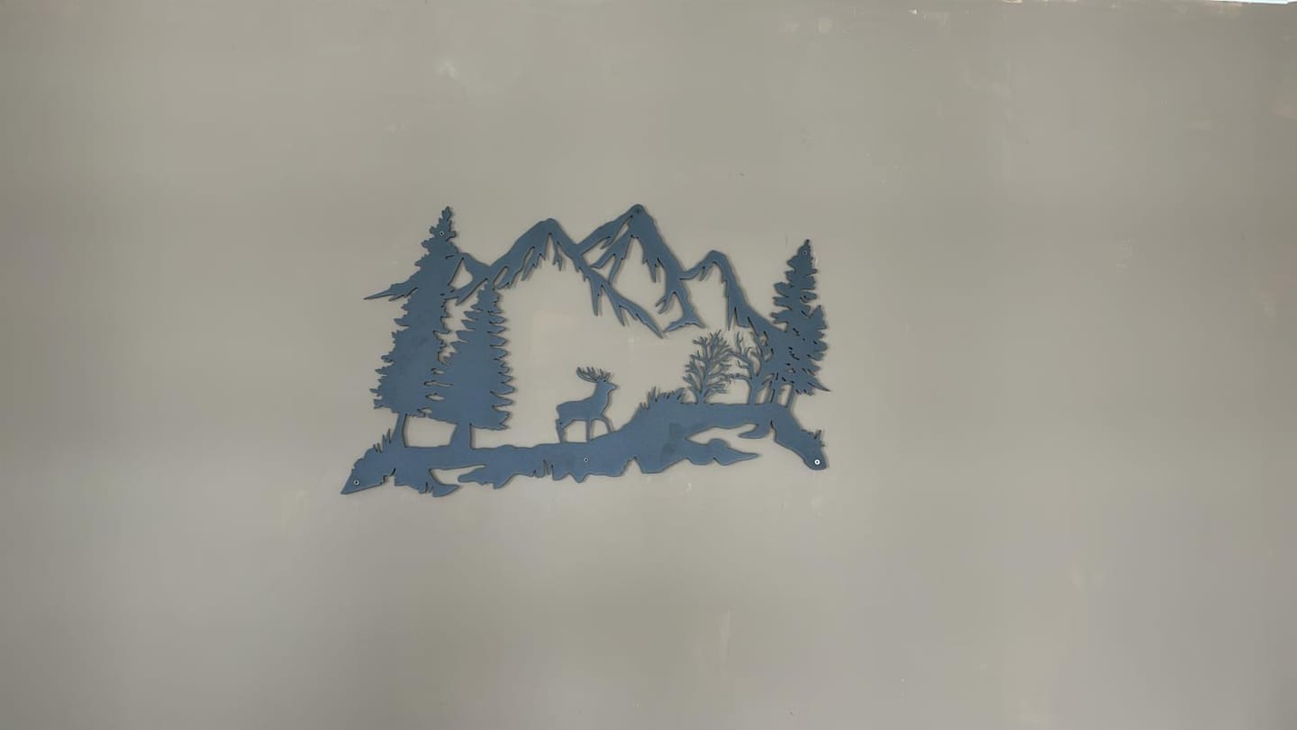 Customer photo review of Décoration Murale en Métal - Montagne et Cerf