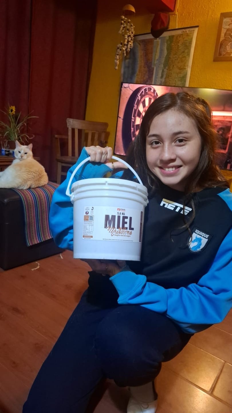 Customer photo review of Balde Miel Multiflora de La Región de Los Lagos 5,6 kilos