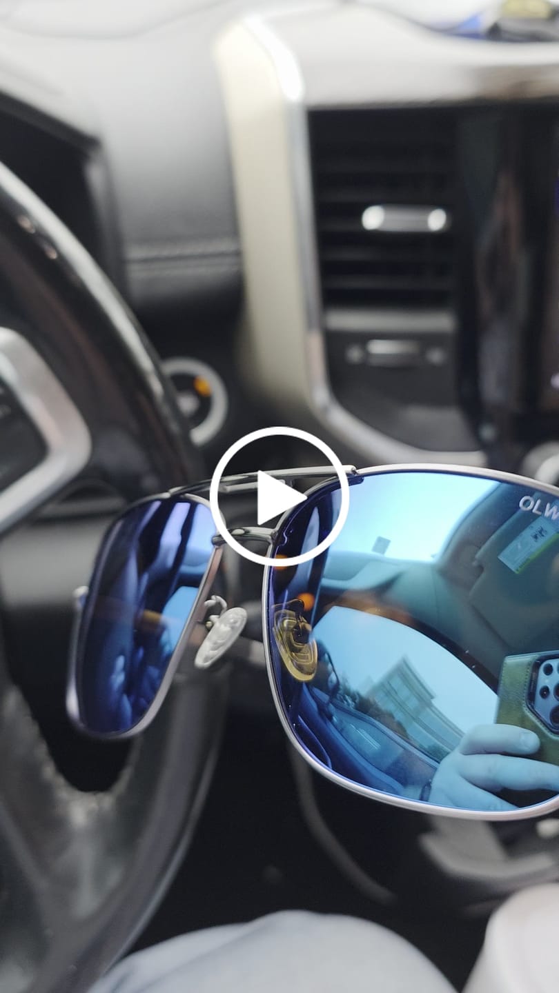 Customer video review of Navigators - XXL