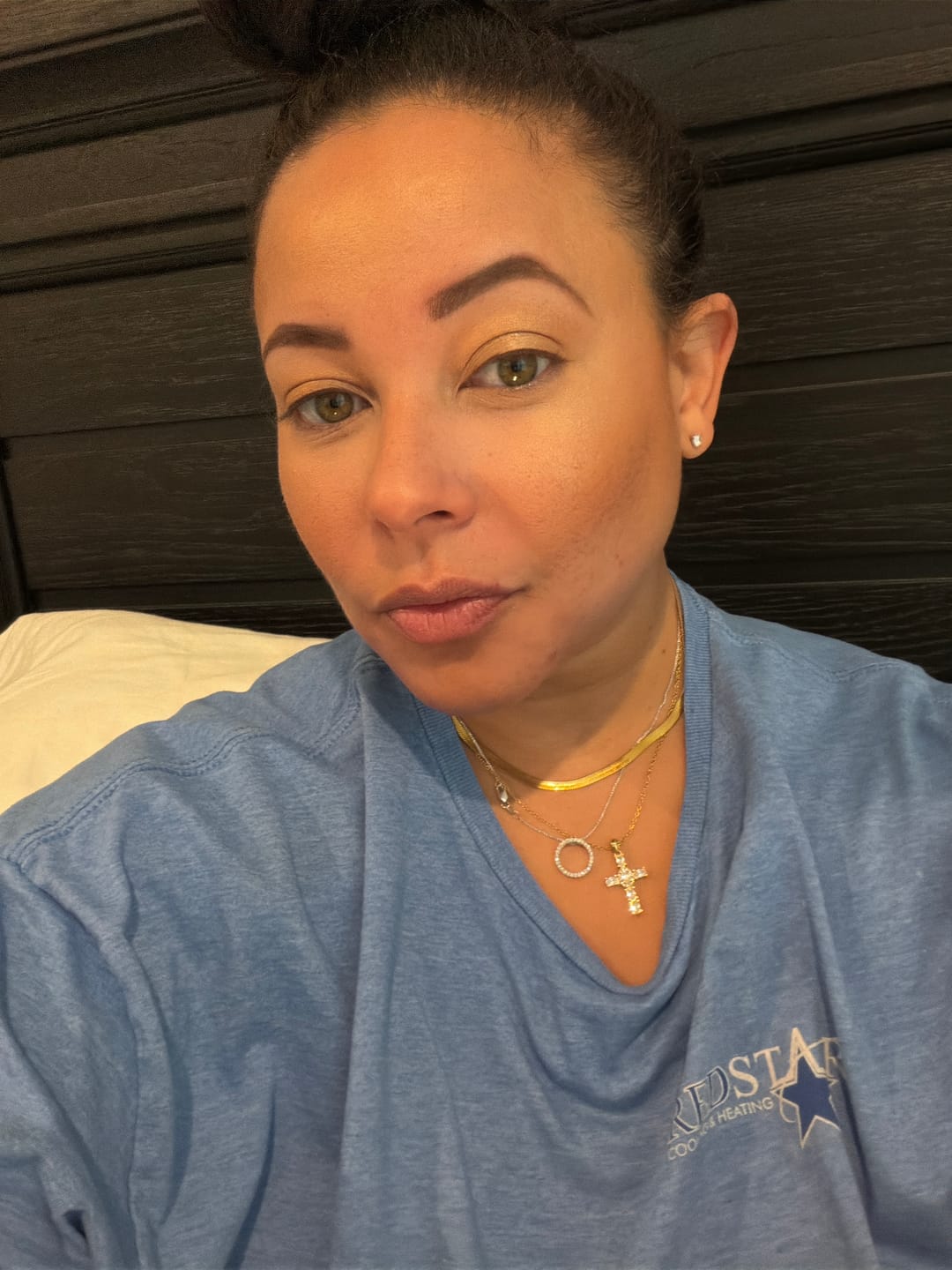 Customer photo review of Icon Necklace – Waterproof 18K Gold Chain