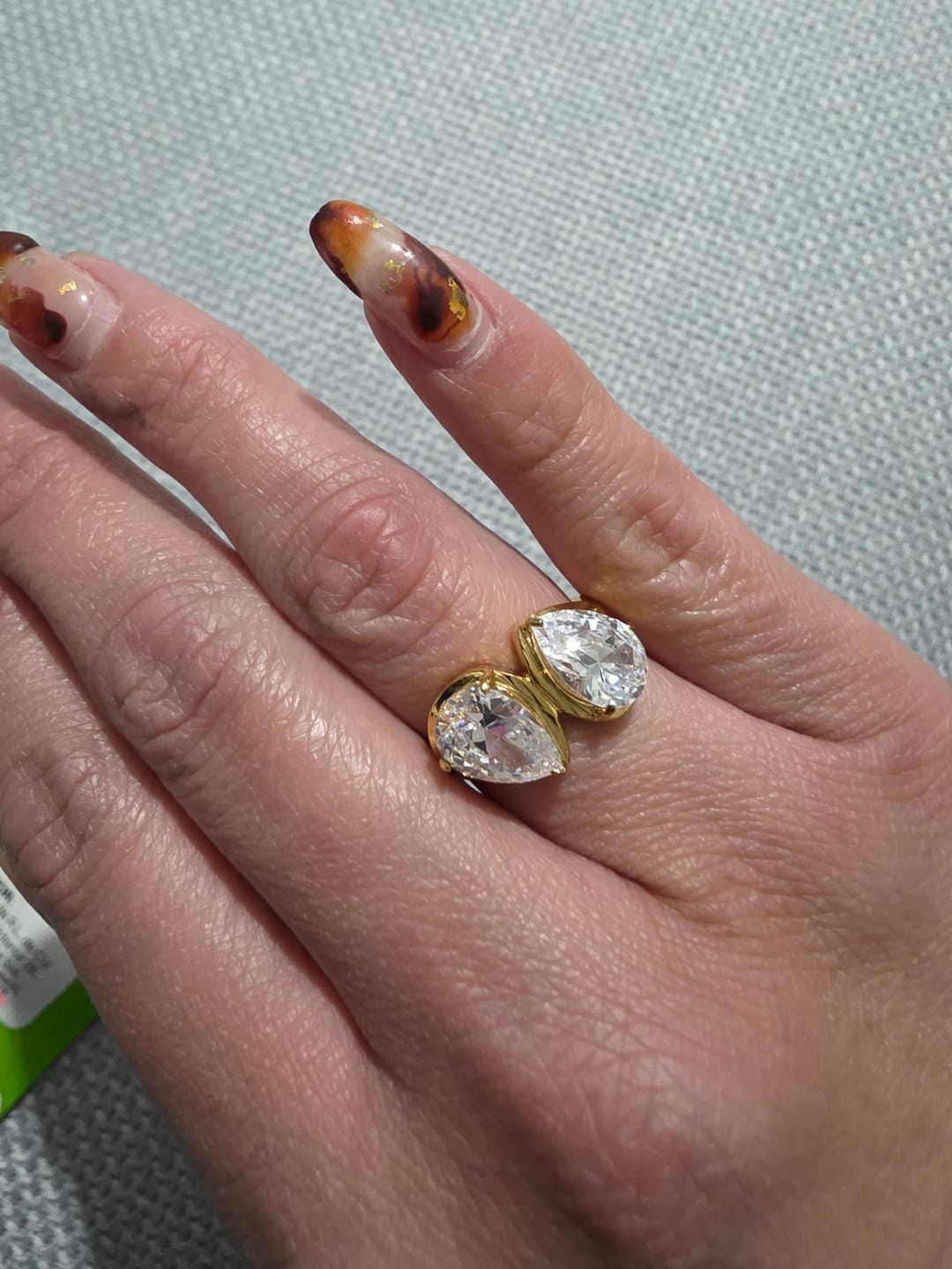 Customer photo review of Anillo Anabelle