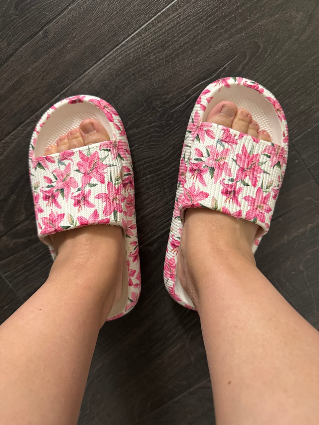 Customer photo review of HappyFlops Limited Editions
