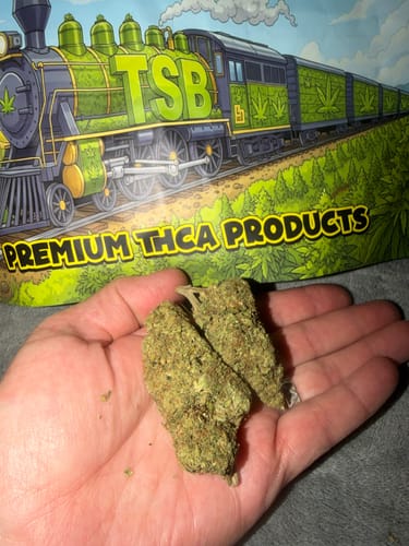 Customer photo review of Strawberry Cough THCA Flower