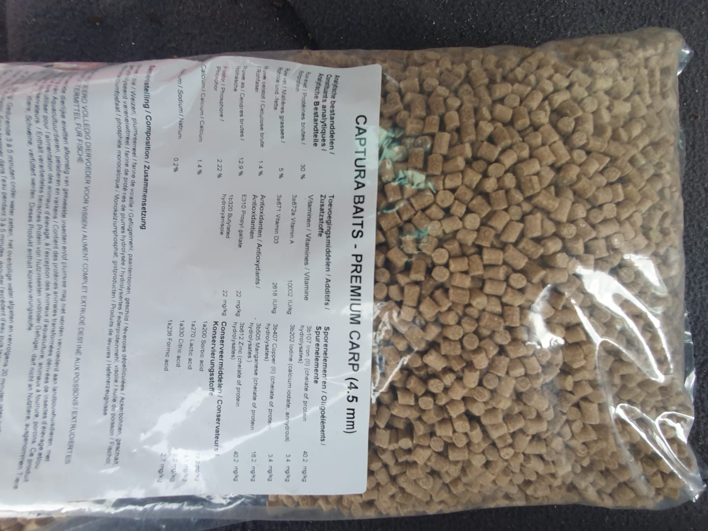 Customer photo review of PREMIUM CARP PELLETS - ALLTECH COPPENS