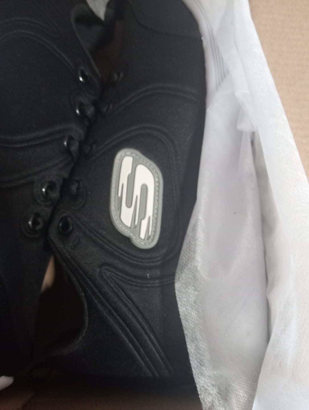 Customer photo review of Tenis 520 Negro Blanco