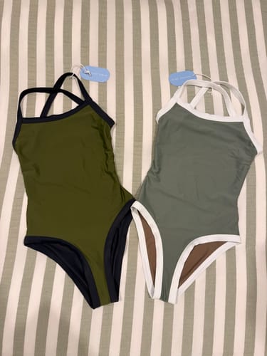 Customer photo review of Raya Onepiece - Khaki/Charcoal
