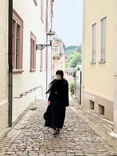 Customer photo review of MÔRE ABENDKLEID