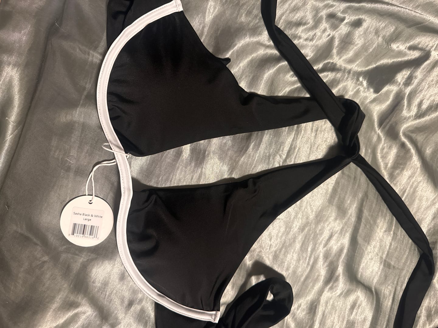 Customer photo review of Sasha Black & White Underwire Halter Top