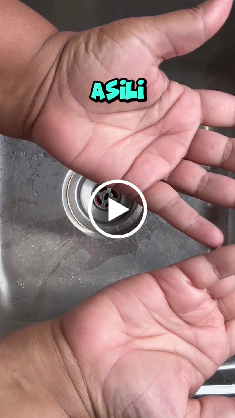 Customer video review of Pineapple & Papaya Exfoliating Body Polish | Hydrating Sugar Body Scrub for Smooth, Glowing Skin