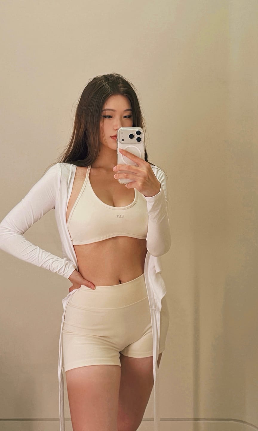 Customer photo review of The Bare Bra / Cream