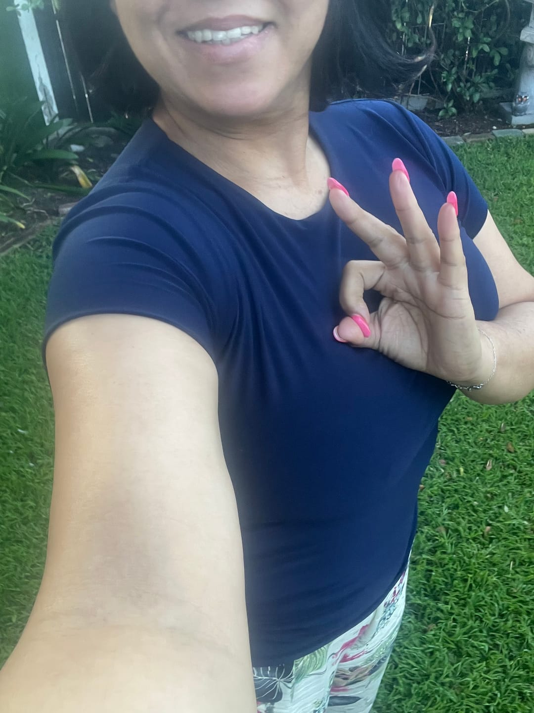Customer photo review of Navy Blue Basic T-shirt