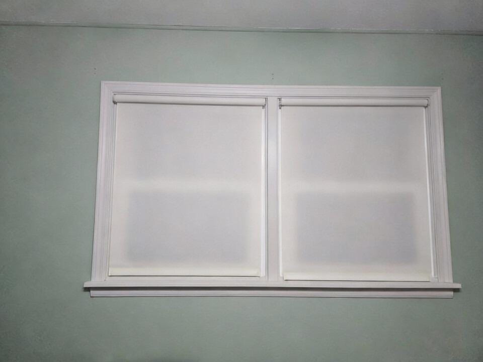 Customer photo review of Smart Motorized Light Filtering Roller Shades 70% Blackout Linen Translucent