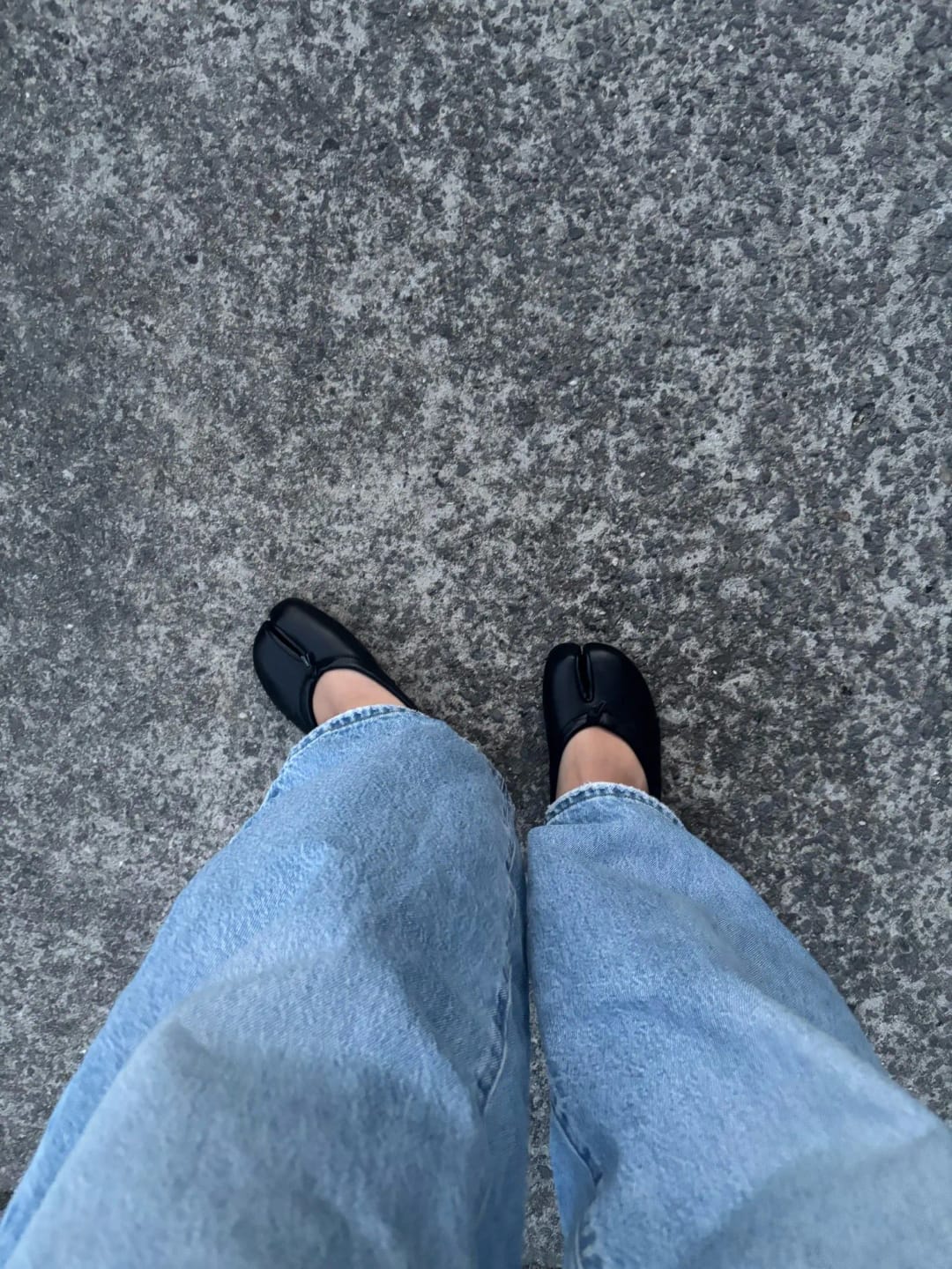 Customer photo review of Bianca Split-Toe Leather Mules