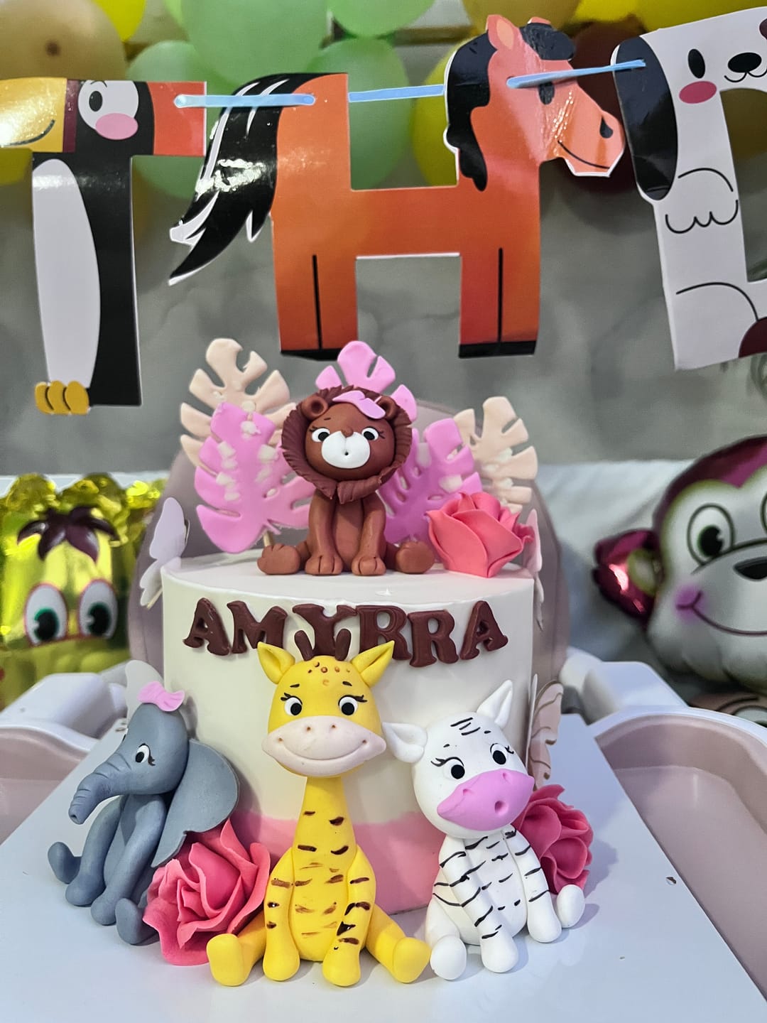 Customer photo review of Jungle Lion Kids Cake