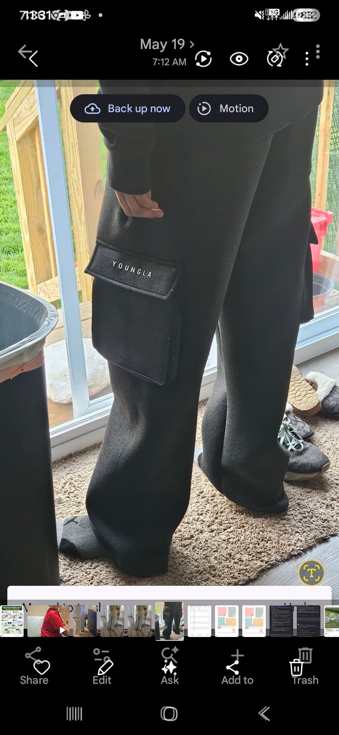 Customer photo review of 2047 - Scuba Cargo Sweats