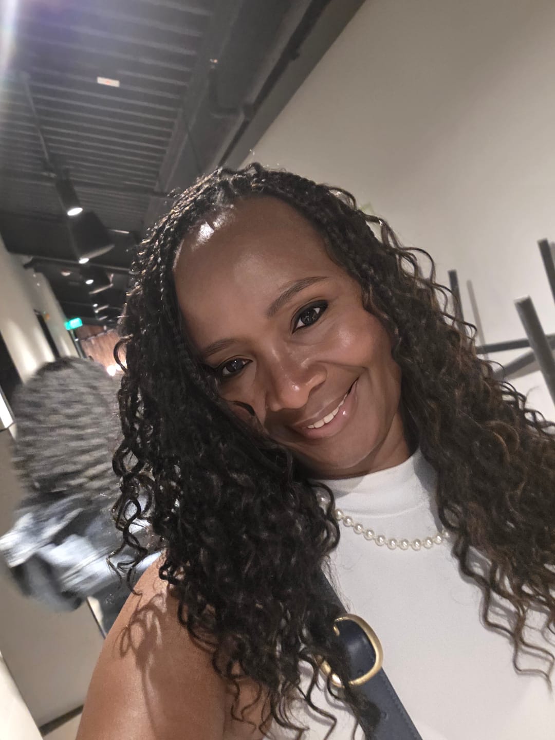 Customer photo review of Zury Sis Loop Crochet Braids - V11 BOHO DEEP CURLY 14"16"18"