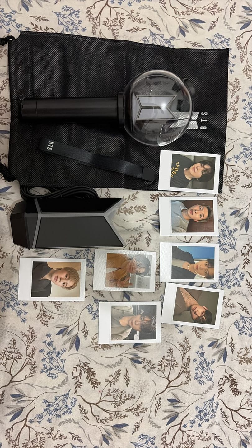 Customer photo review of BTS - OFFICIAL LIGHT STICK VER.4