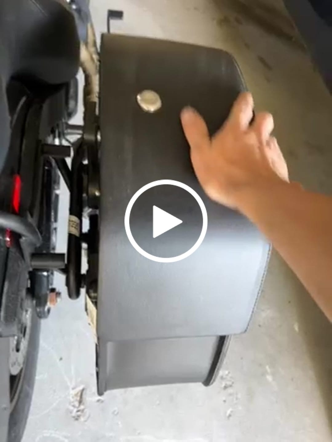 Customer video review of 28L - Pantheon Medium Quick Mount Motorcycle Saddlebags For Harley Softail Low Rider S FXLRS