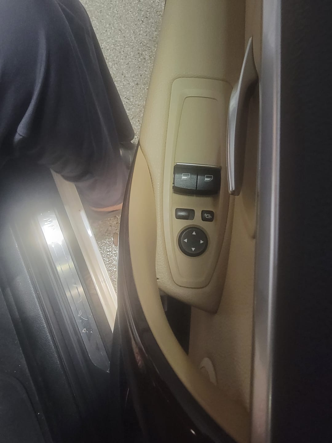 Customer photo review of Interior Door Handle Covers for BMW 3 & 4 Series – Fix Sticky Handles, No Disassembly | 2-Piece Set