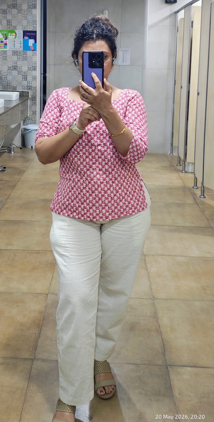 Customer photo review of Women Ecru Airy Linen Straight Pants