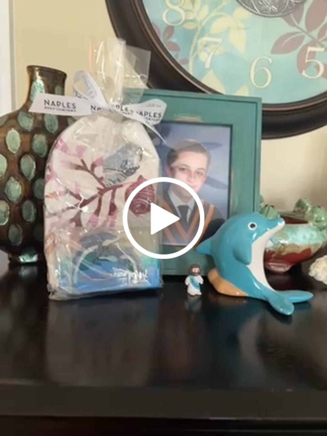 Customer video review of Dueling Dolphins Decorative Soap