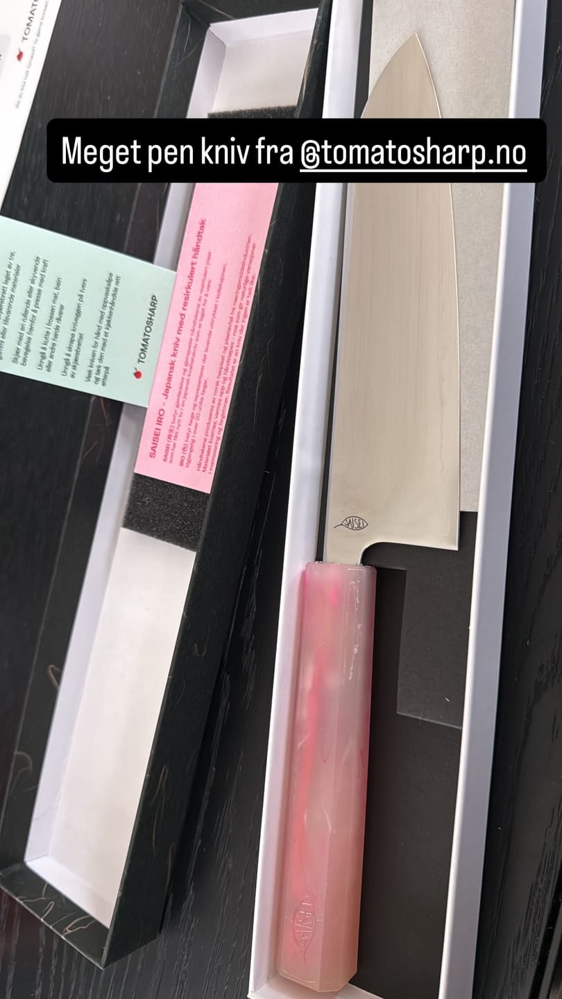 Customer photo review of Kokkekniv 170mm, SAISEI IRO Sukkerspinn Santoku