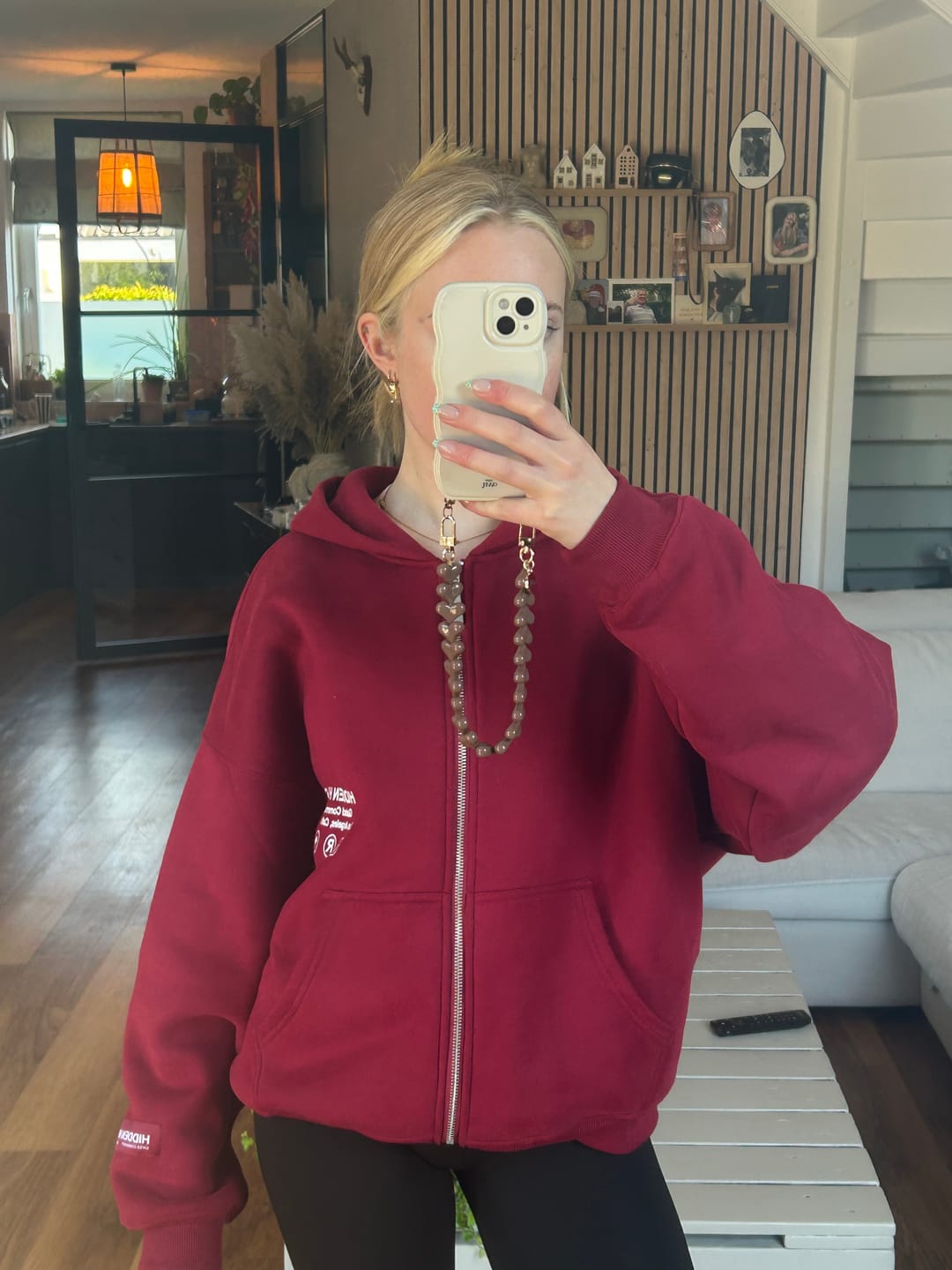 Customer photo review of LABEL ZIP HOODIE BURGUNDY