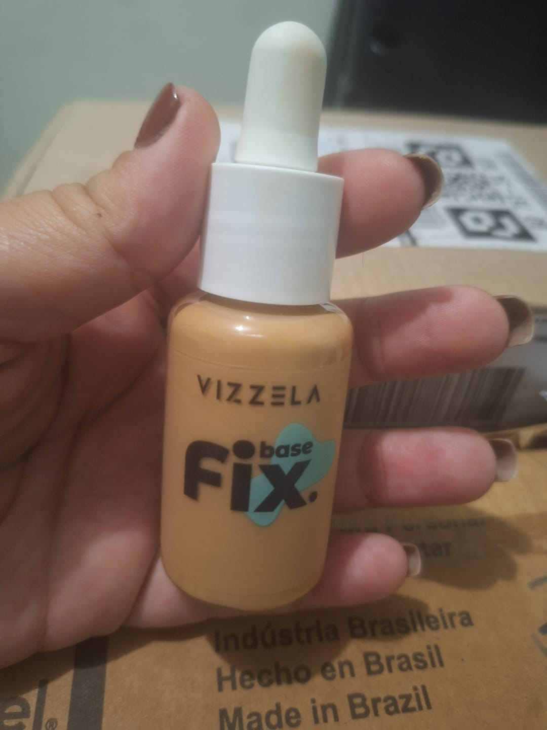 Customer photo review of Base Líquida FIX - Vizzela