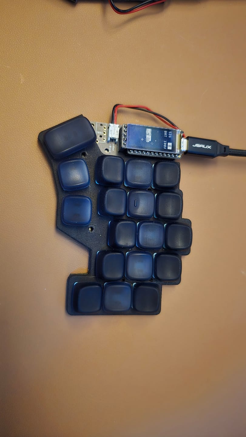 Customer photo review of Choc V1 Lame Keycap Set