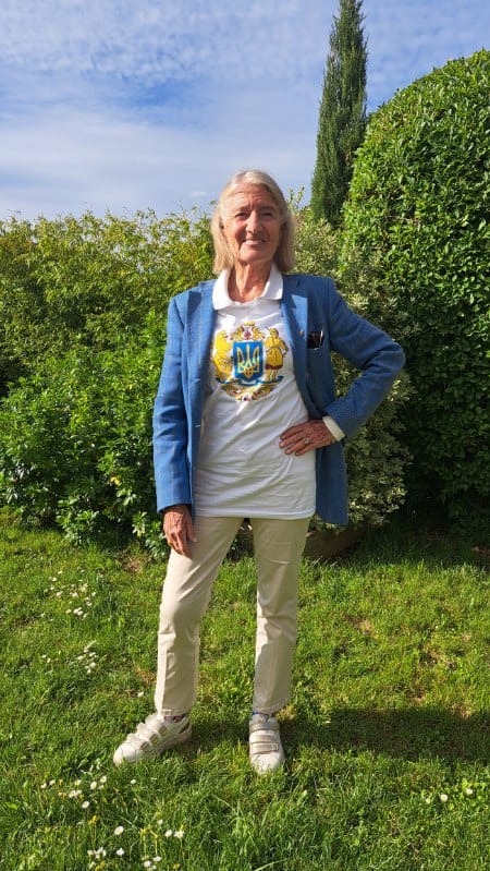 Customer photo review of Coat of Arms of Ukraine T-Shirt