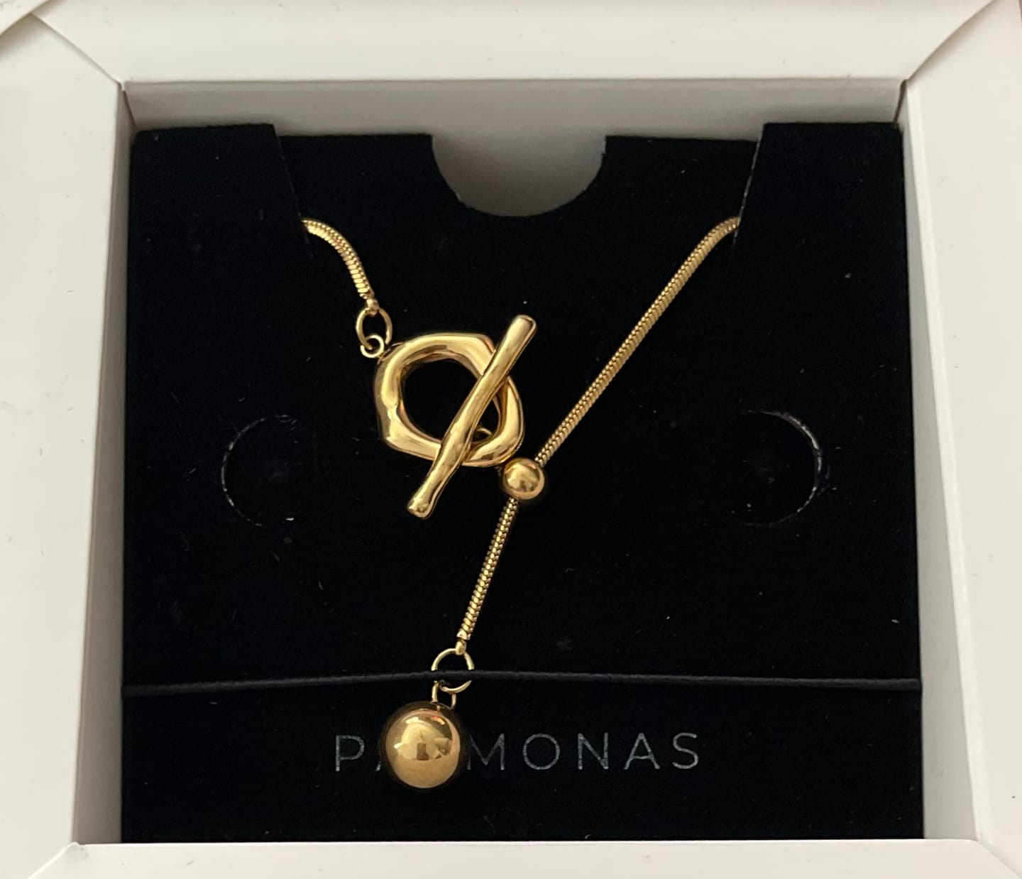 Customer photo review of Golden Twirl Pendant Necklace