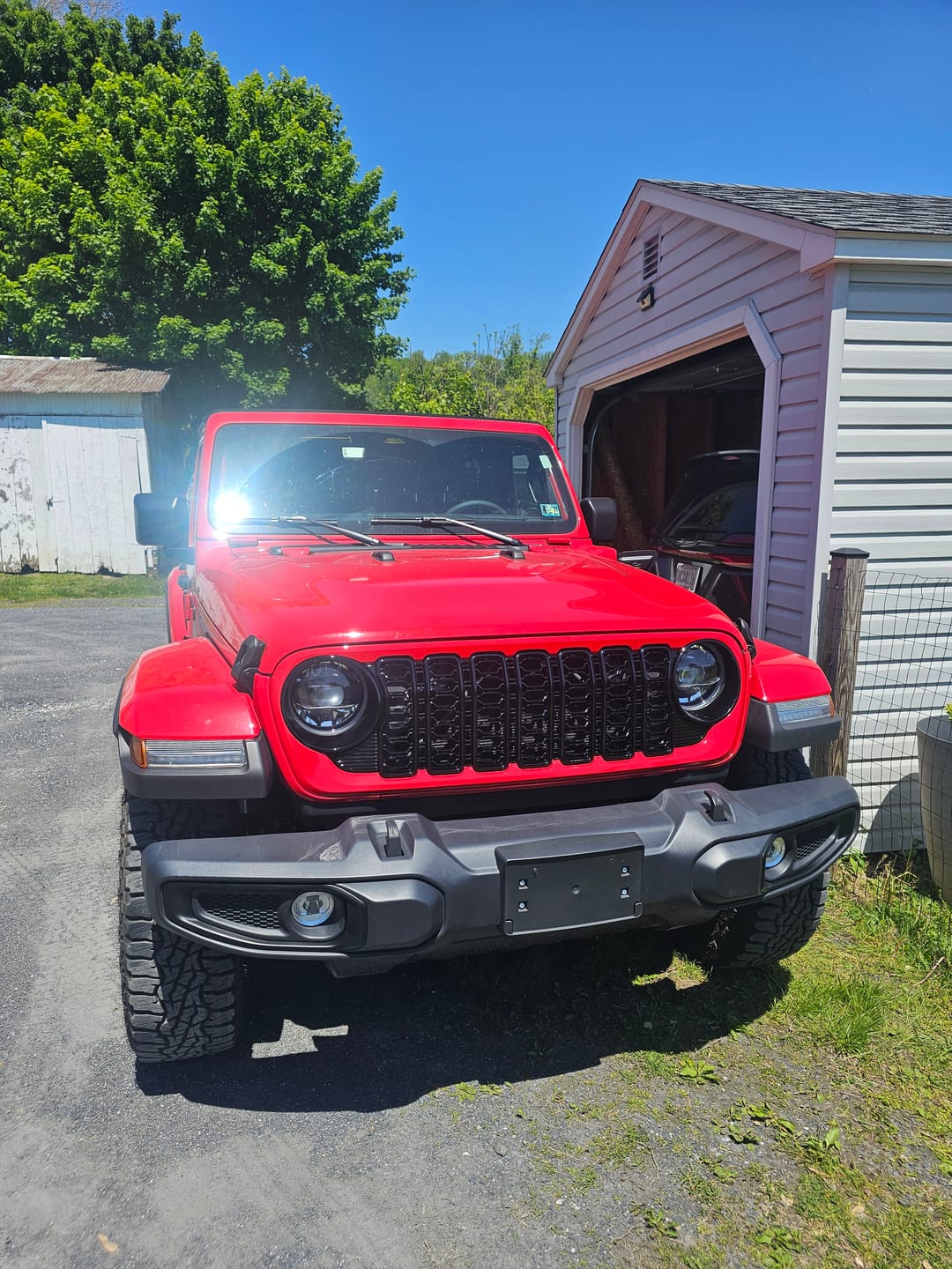 Customer photo review of Blackout Insert Covers fits JL/JT 24+ Grille * Silver Delete