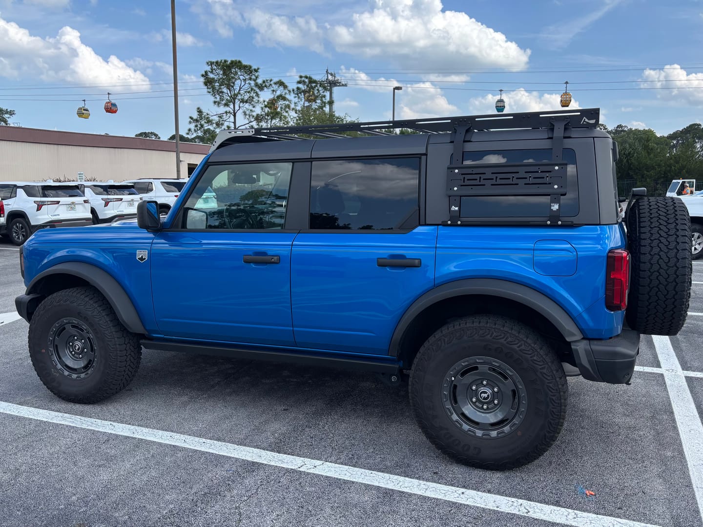 Customer photo review of Modular Roof Rack For The Ford Bronco 4-Door (2021-Current)