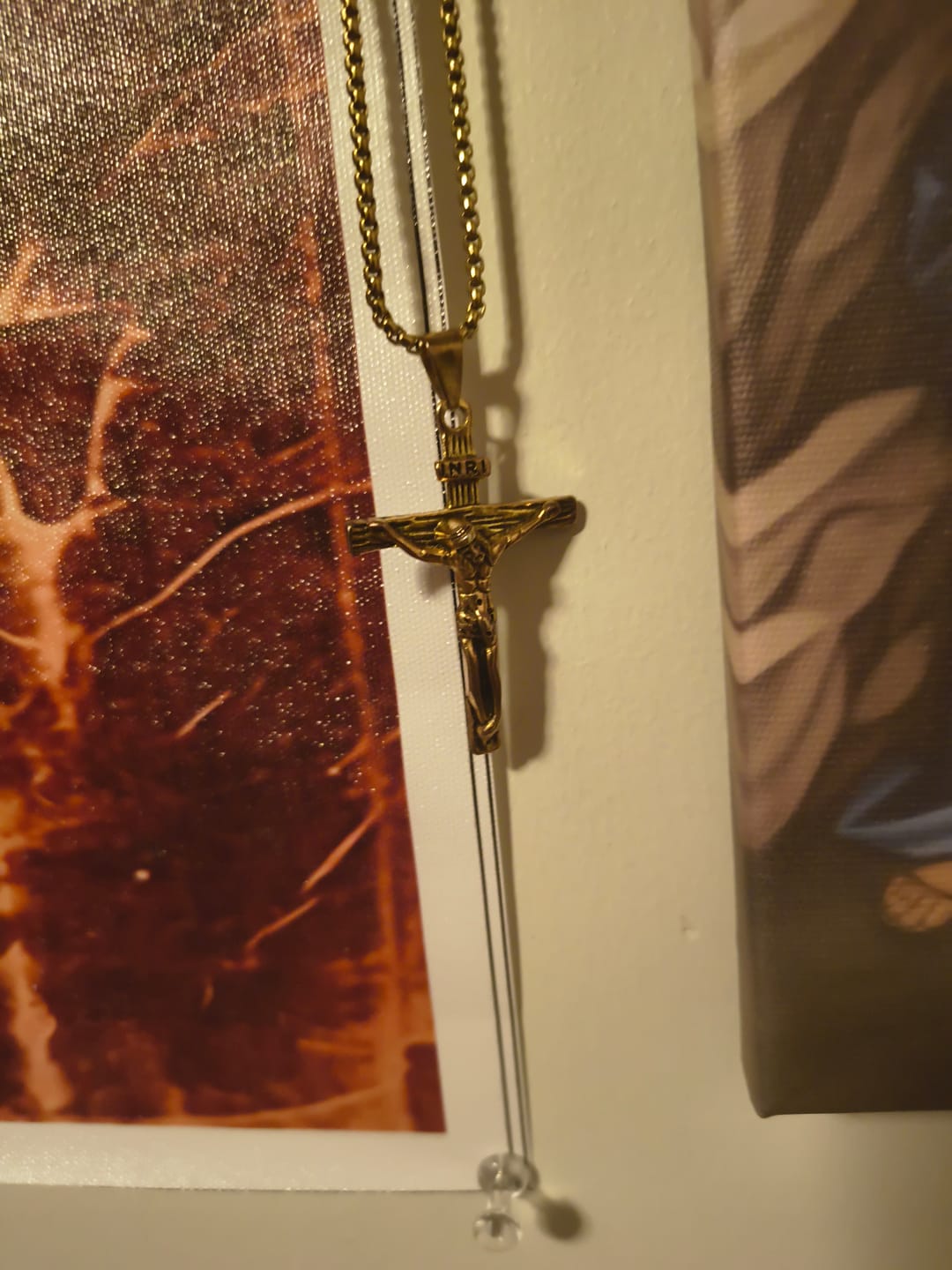 Customer photo review of FREE Today: Christ Jewelry Crucifix Pendant Charm Necklace